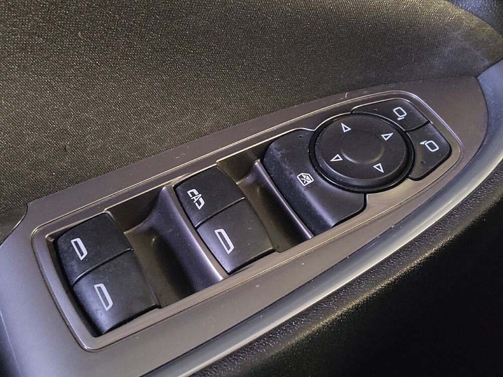 2020 Chevrolet Malibu in Houston, TX 77060 - 18136594 27