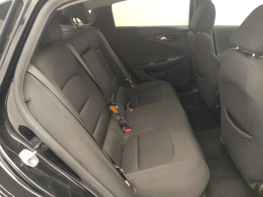 2020 Chevrolet Malibu in Houston, TX 77060 - 18136594 19