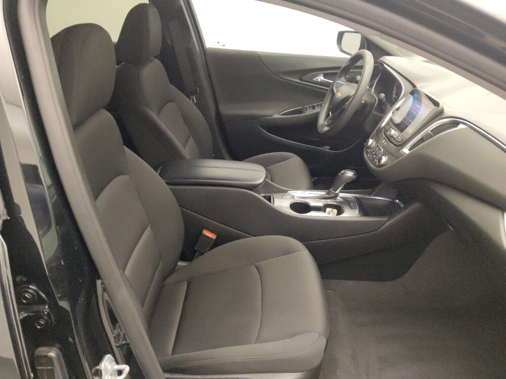 2020 Chevrolet Malibu in Houston, TX 77060 - 18136594 21