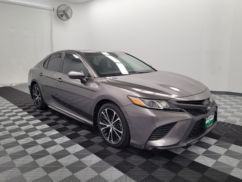 2018 Toyota Camry in Houston, TX 77034 - 18136596 13