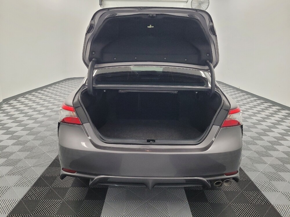 2018 Toyota Camry in Houston, TX 77034 - 18136596 29