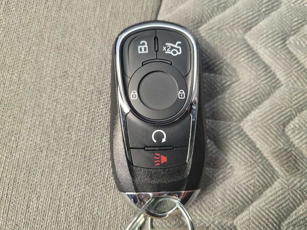 2024 Chevrolet Equinox in Fairfield, OH 45014 - 18136606 32