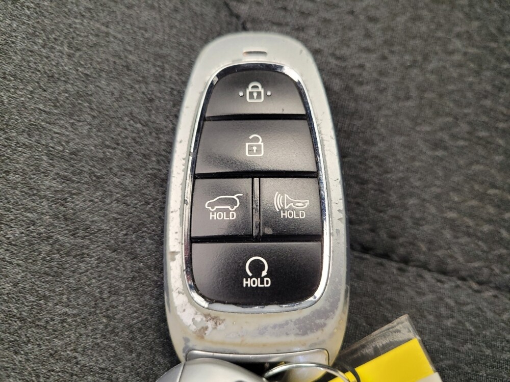 2023 Hyundai Santa Fe in Miamisburg, OH 45342 - 18136607 32