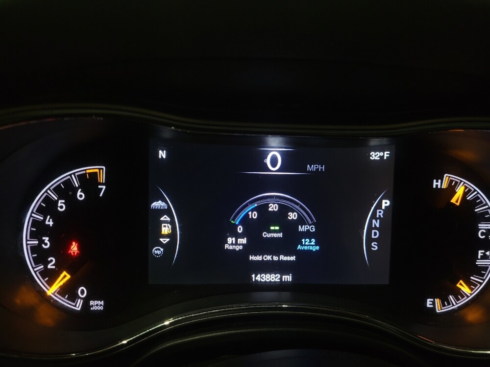 2014 Jeep Grand Cherokee in Pittsburgh, PA 15237 - 18136611 23