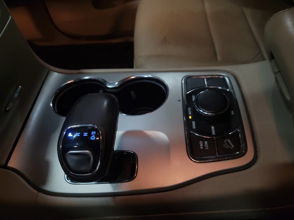 2014 Jeep Grand Cherokee in Pittsburgh, PA 15237 - 18136611 26