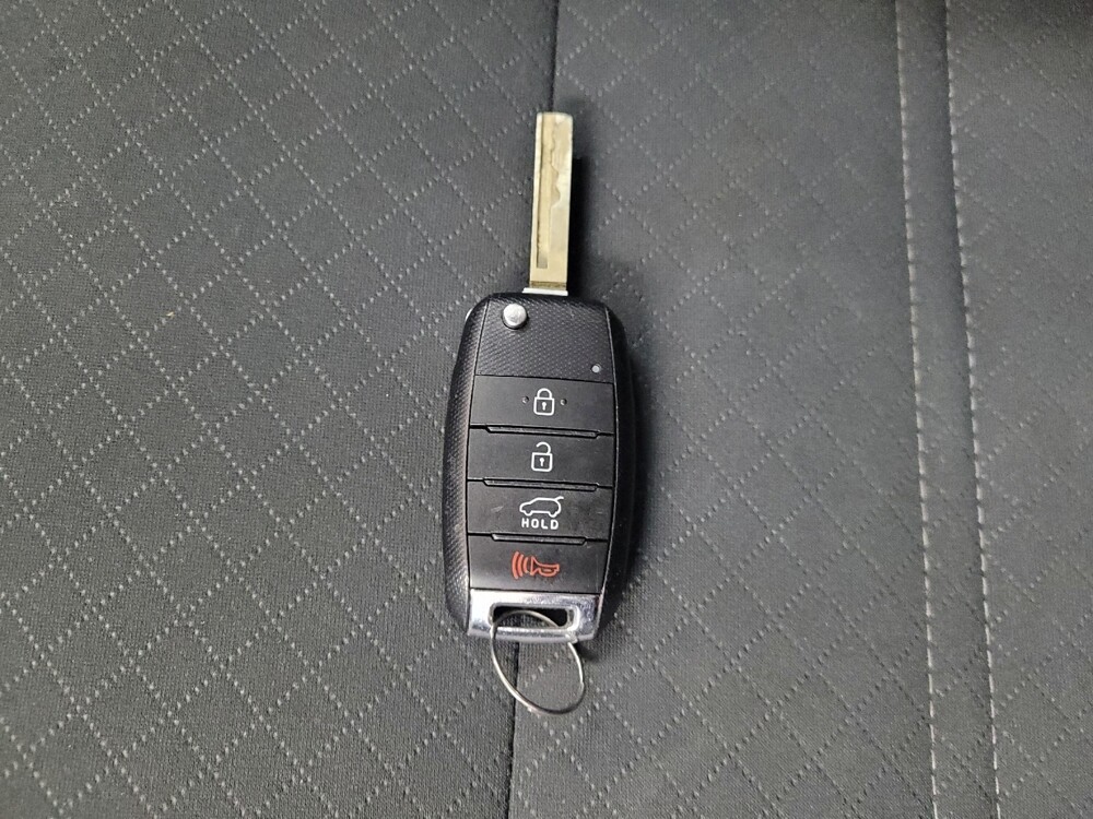 2020 Kia Sorento in Pittsburgh, PA 15236 - 18136621 32