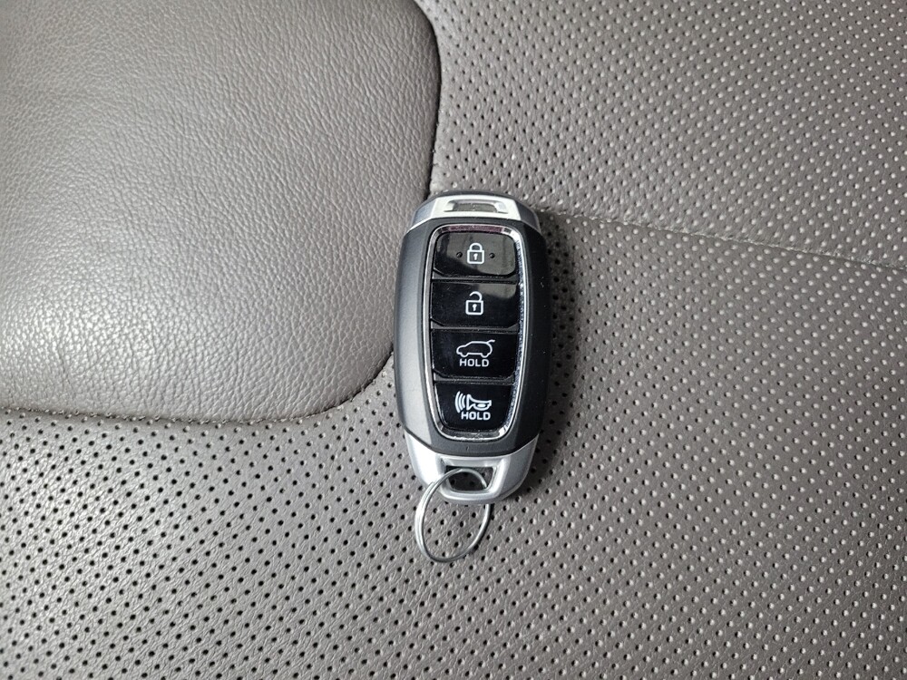 2020 Hyundai Santa Fe in Pittsburgh, PA 15237 - 18136628 32