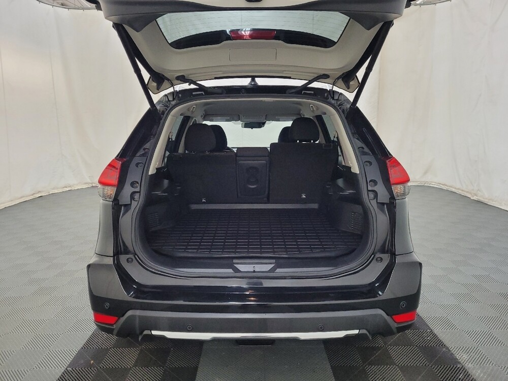 2019 Nissan Rogue in Pittsburgh, PA 15236 - 18136629 29