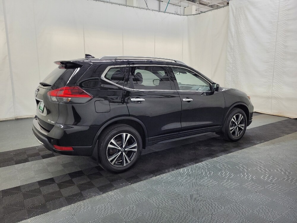 2019 Nissan Rogue in Pittsburgh, PA 15236 - 18136629 10