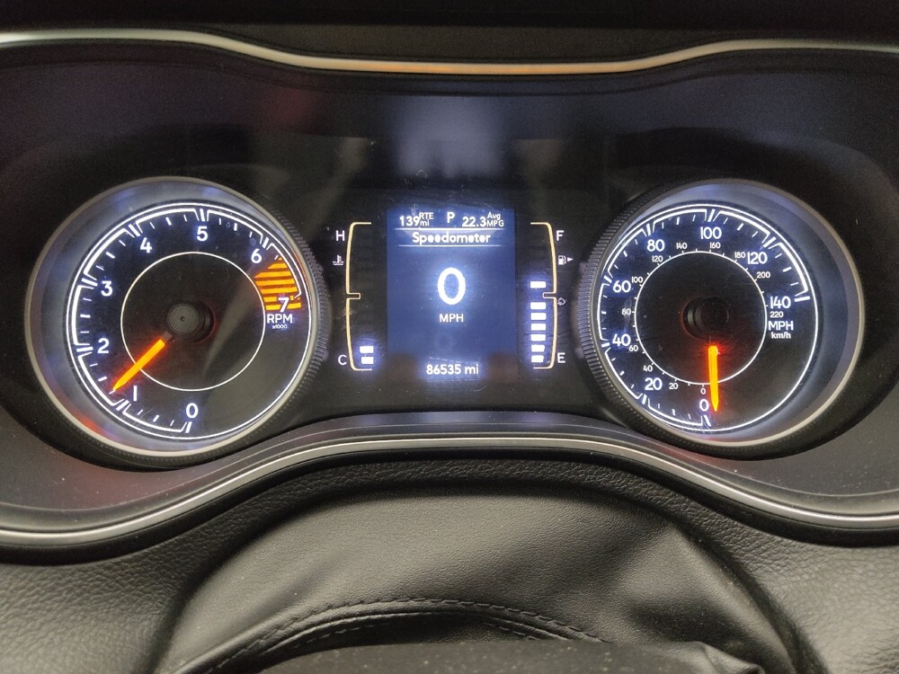 2019 Jeep Cherokee in Topeka, KS 66611 - 18136634 23