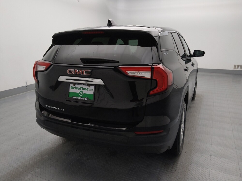 2023 GMC Terrain in Topeka, KS 66611 - 18136635 7