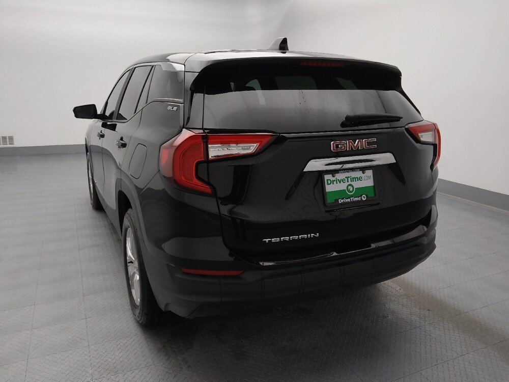 2023 GMC Terrain in Topeka, KS 66611 - 18136635 6