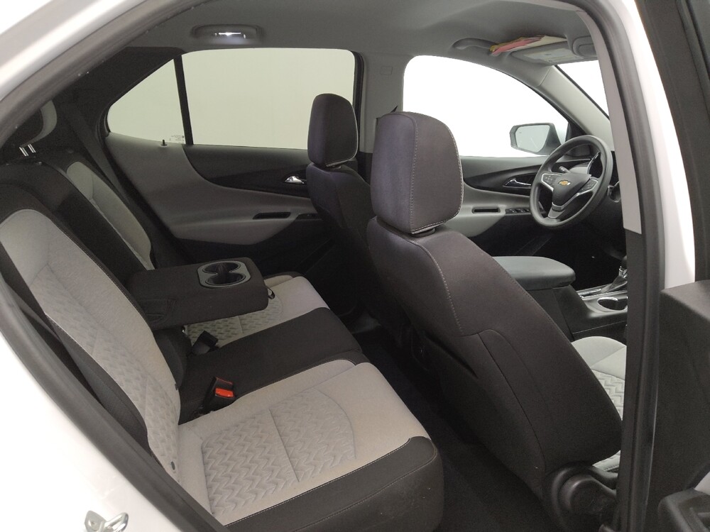 2022 Chevrolet Equinox in Topeka, KS 66611 - 18136636 19