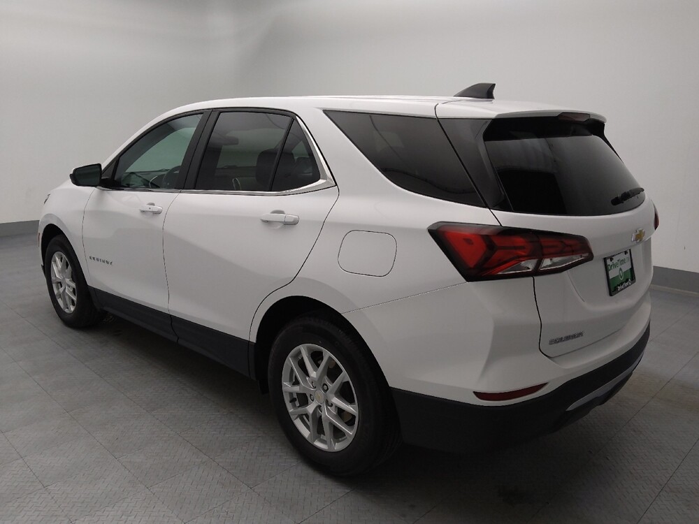 2022 Chevrolet Equinox in Topeka, KS 66611 - 18136636 3
