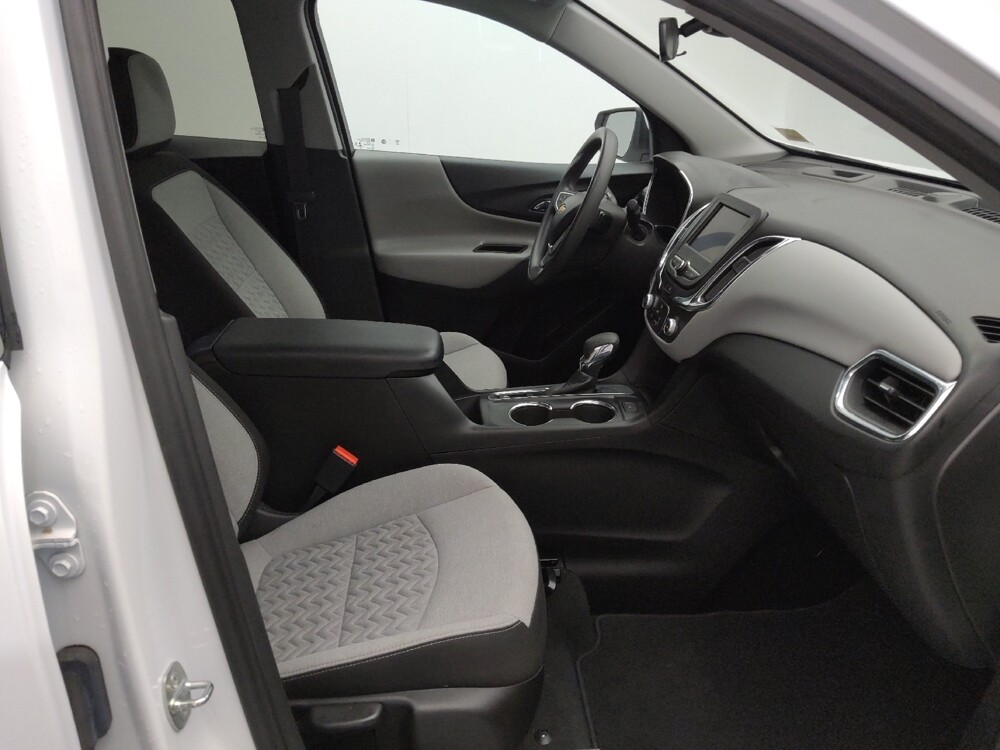 2022 Chevrolet Equinox in Topeka, KS 66611 - 18136636 21