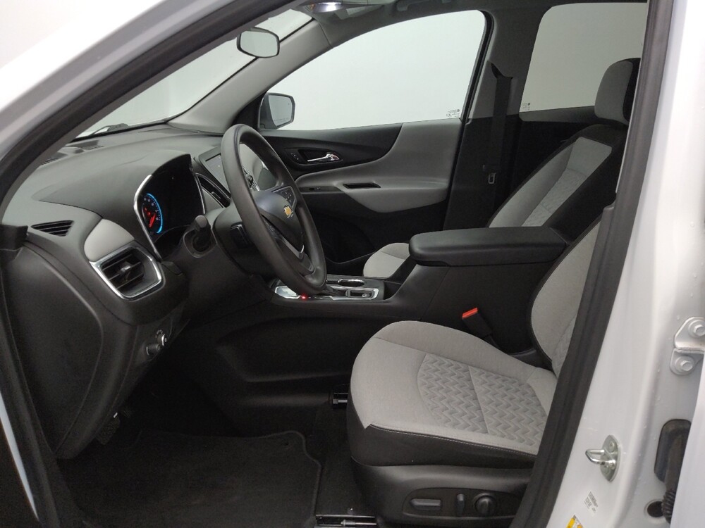 2022 Chevrolet Equinox in Topeka, KS 66611 - 18136636 17
