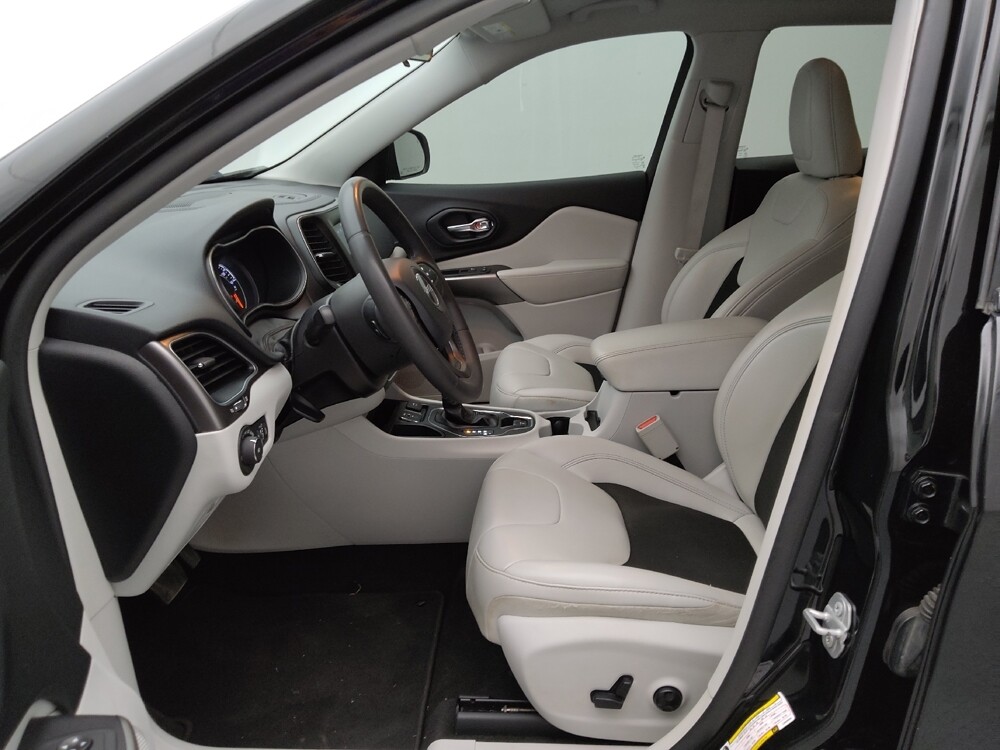 2020 Jeep Cherokee in Gladstone, MO 64118 - 18136637 17