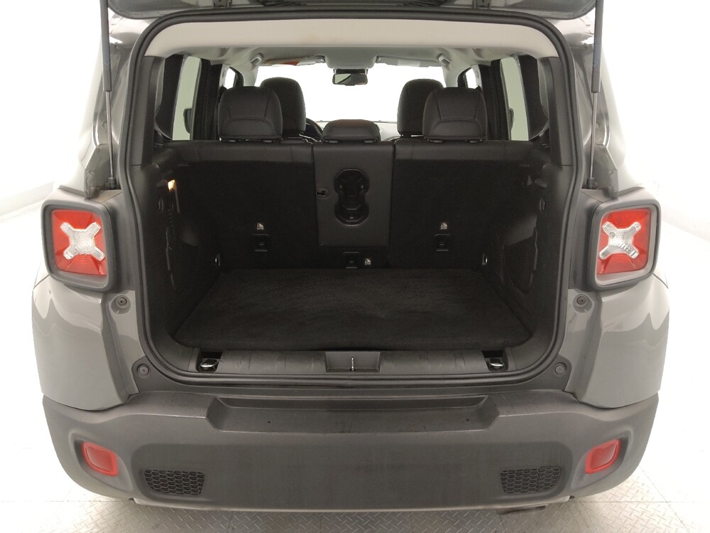 2021 Jeep Renegade in Topeka, KS 66611 - 18136643 29