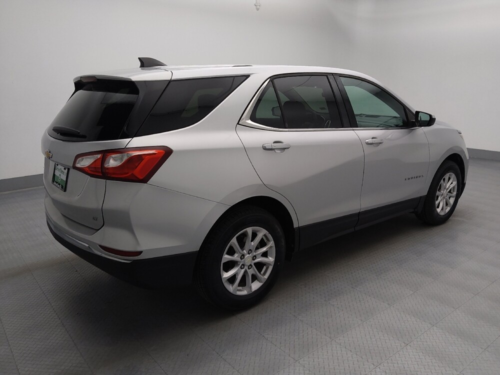 2018 Chevrolet Equinox in Topeka, KS 66611 - 18136654 10