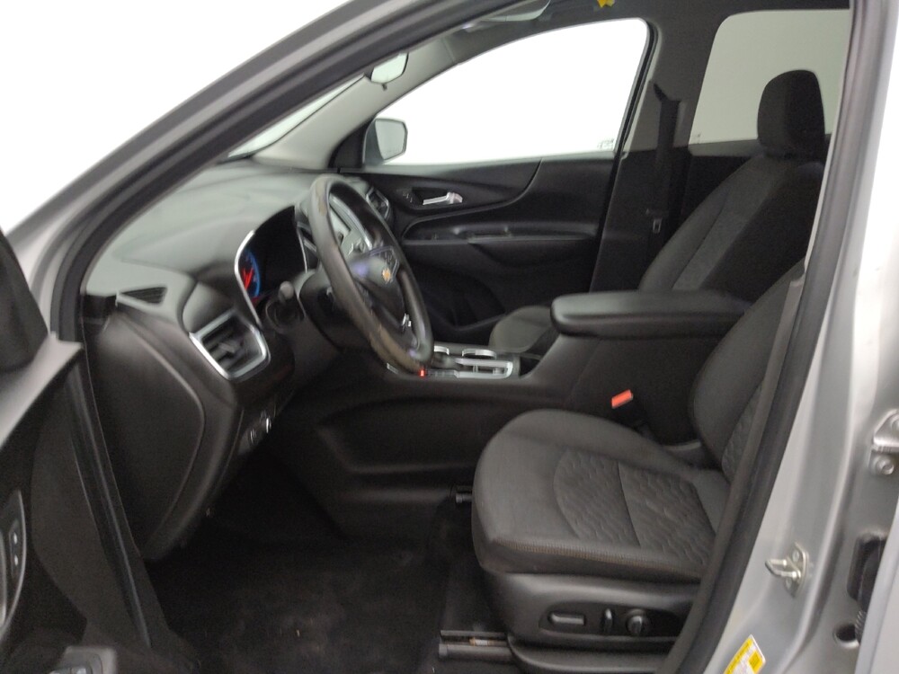 2018 Chevrolet Equinox in Topeka, KS 66611 - 18136654 17