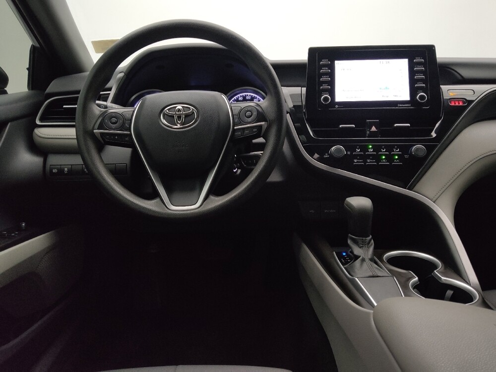 2021 Toyota Camry in Topeka, KS 66611 - 18136655 22
