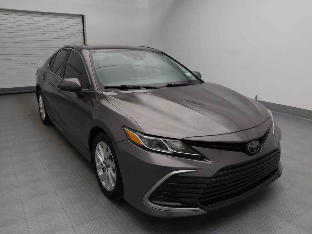 2021 Toyota Camry in Topeka, KS 66611 - 18136655 13