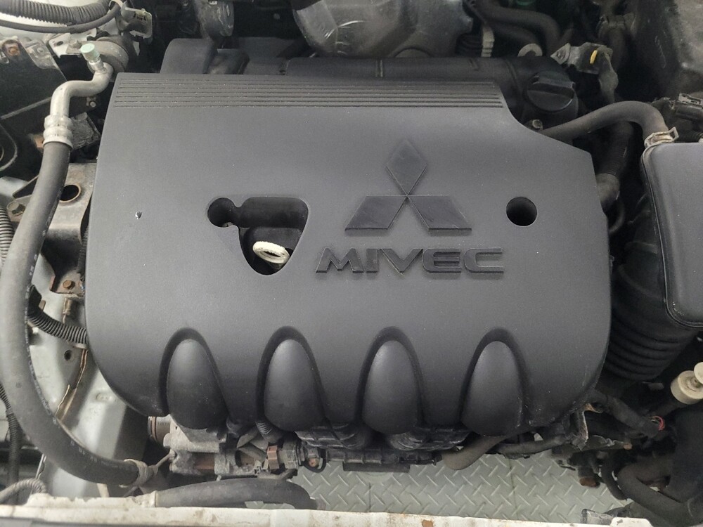 2016 Mitsubishi Outlander in Ft Wayne, IN 46805 - 18136661 30