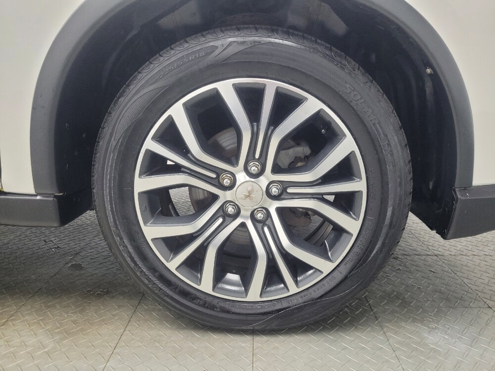 2016 Mitsubishi Outlander in Ft Wayne, IN 46805 - 18136661 31