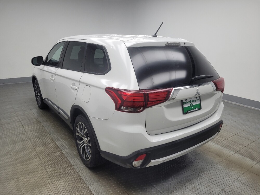 2016 Mitsubishi Outlander in Ft Wayne, IN 46805 - 18136661 5