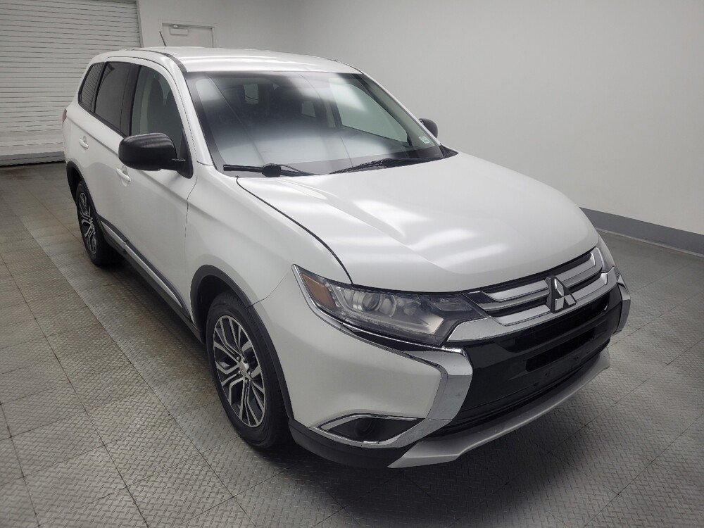 2016 Mitsubishi Outlander in Ft Wayne, IN 46805 - 18136661 13