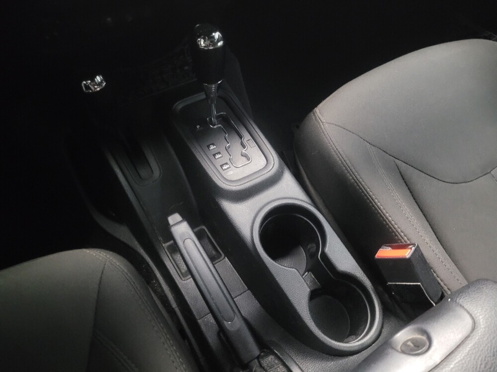 2017 Jeep Wrangler in Indianapolis, IN 46219 - 18136663 26