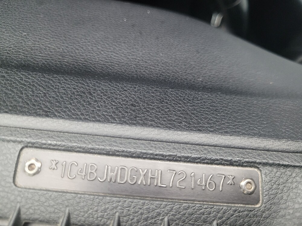 2017 Jeep Wrangler in Indianapolis, IN 46219 - 18136663 33