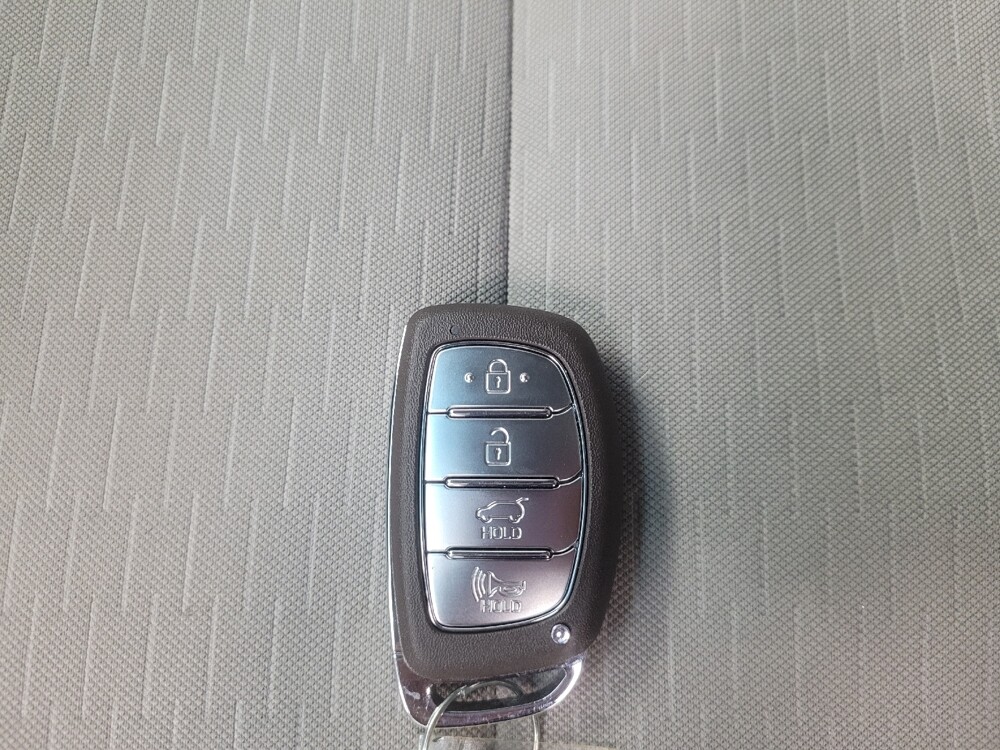 2019 Hyundai Tucson in Indianapolis, IN 46219 - 18136665 32