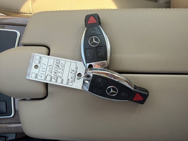 2013 Mercedes-Benz E 350 in Knoxville, TN 37920 - 18136668 27