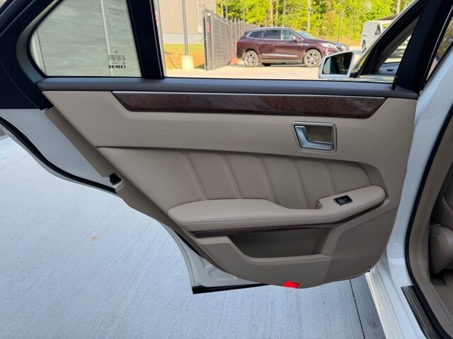 2013 Mercedes-Benz E 350 in Knoxville, TN 37920 - 18136668 8