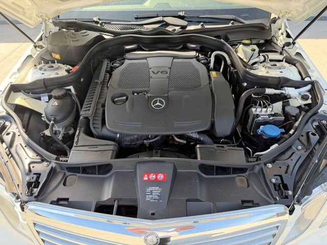 2013 Mercedes-Benz E 350 in Knoxville, TN 37920 - 18136668 32