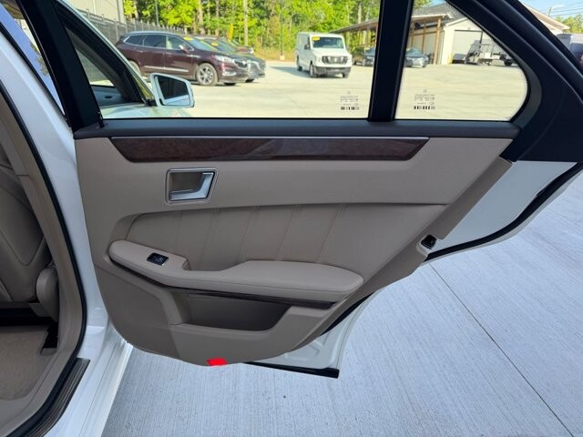 2013 Mercedes-Benz E 350 in Knoxville, TN 37920 - 18136668 10