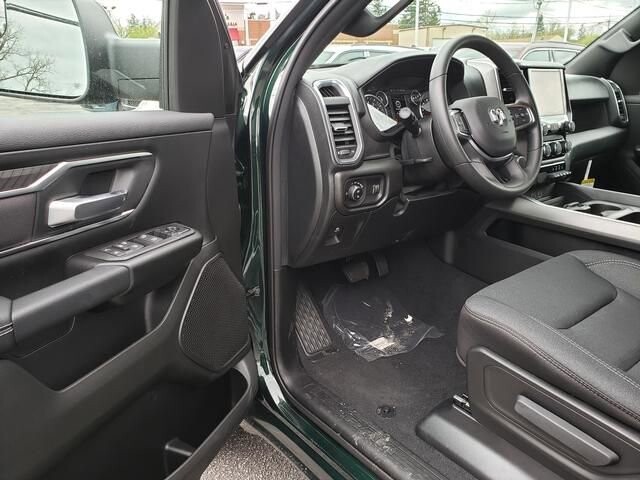 2026 RAM 1500 in Bedford, OH 44146 - 18136674 6