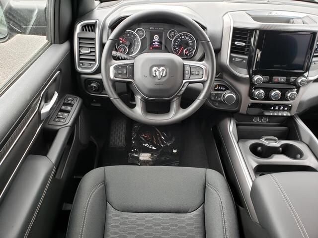 2026 RAM 1500 in Bedford, OH 44146 - 18136674 9