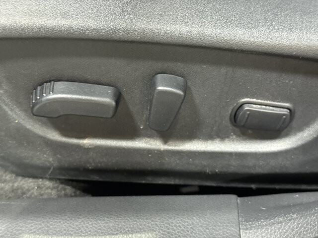 2019 Nissan Rogue in Burlington, WI 53105 - 18136688 15