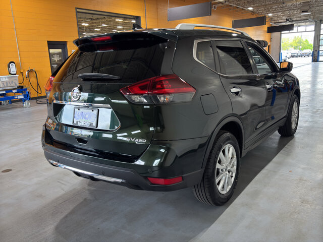 2019 Nissan Rogue in Burlington, WI 53105 - 18136688 5