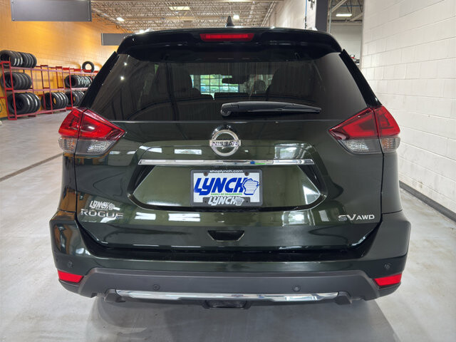 2019 Nissan Rogue in Burlington, WI 53105 - 18136688 4