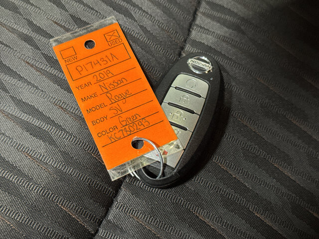 2019 Nissan Rogue in Burlington, WI 53105 - 18136688 39
