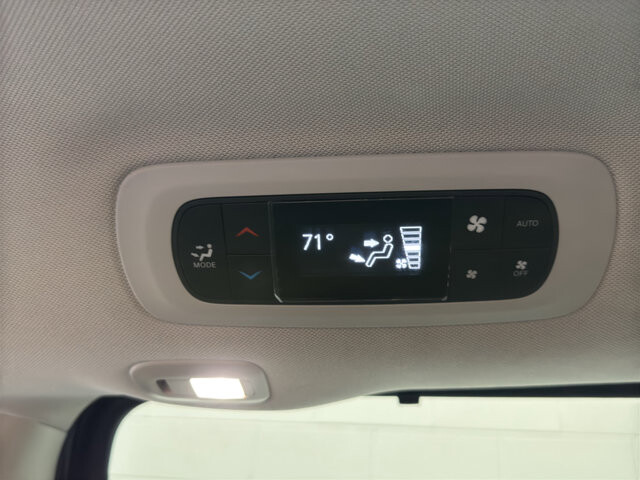 2023 Chrysler Pacifica in Burlington, WI 53105 - 18136689 13