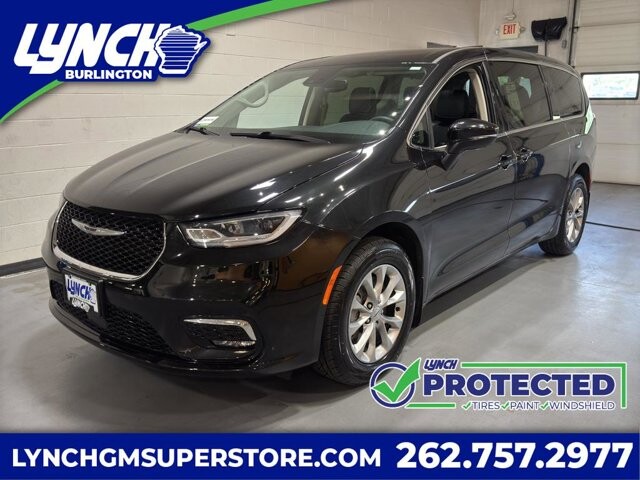 2023 Chrysler Pacifica in Burlington, WI 53105 - 18136689