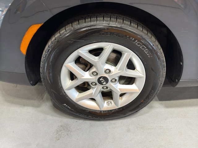 2020 Kia Soul in Burlington, WI 53105 - 18136695 9