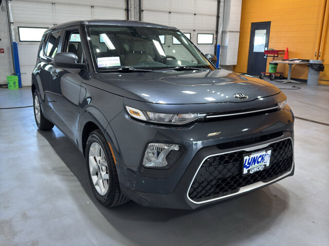 2020 Kia Soul in Burlington, WI 53105 - 18136695 7