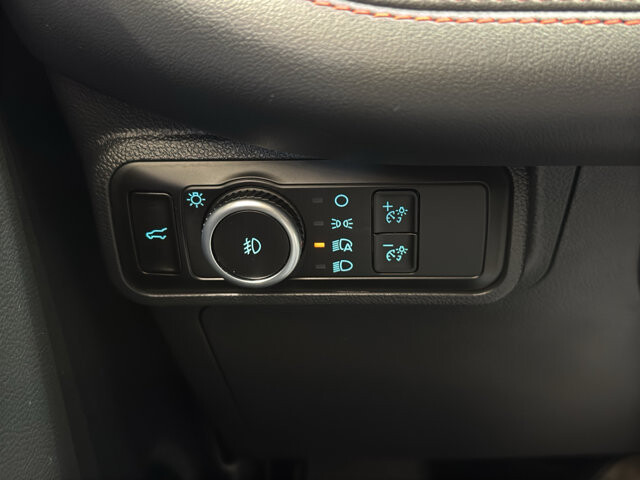 2026 Ford Explorer in Burlington, WI 53105 - 18136696 36