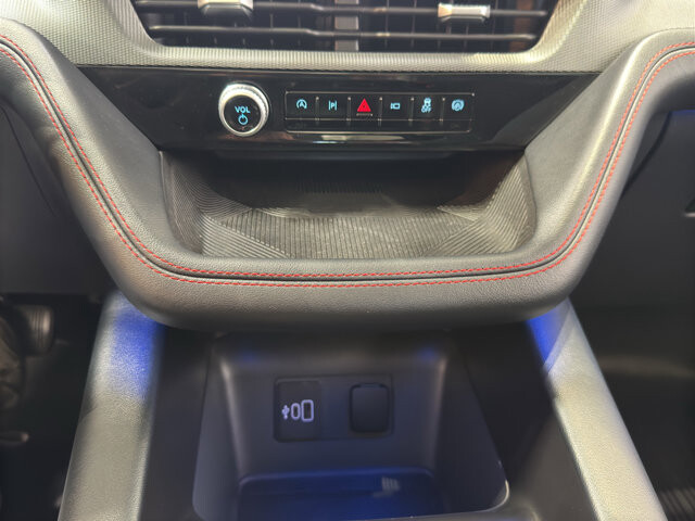 2026 Ford Explorer in Burlington, WI 53105 - 18136696 34