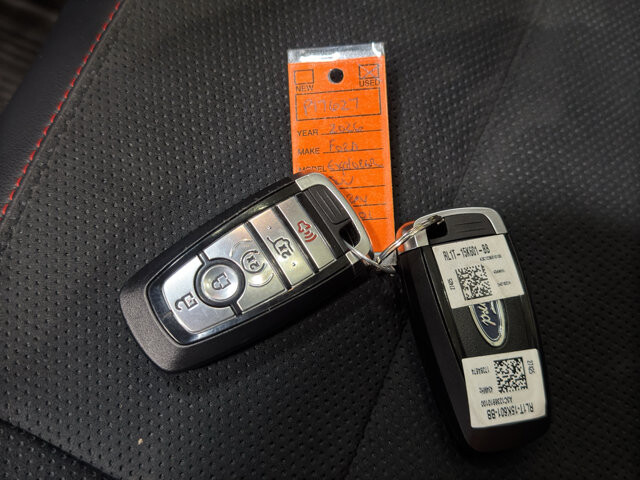 2026 Ford Explorer in Burlington, WI 53105 - 18136696 45